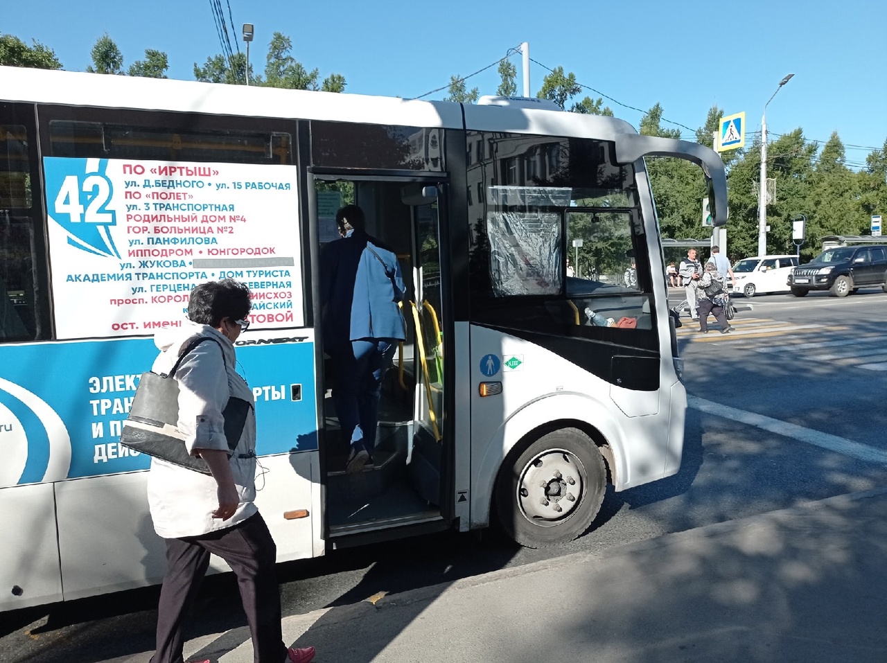 Омские автобусы снова изменят свои схемы движения #Омск #Общество #Сегодня
