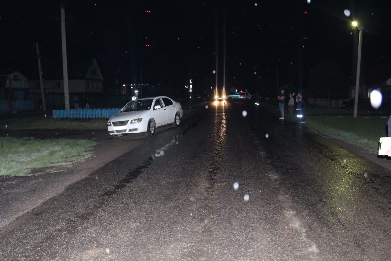 В Омской области иномарка сбила двух пешеходов #Омск #Общество #Сегодня