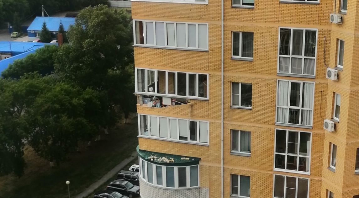 В омской многоэтажке обрушилась стена лоджии #Новости #Общество #Омск В омской многоэтажке обрушилась стена лоджии #Новости #Общество #Омск