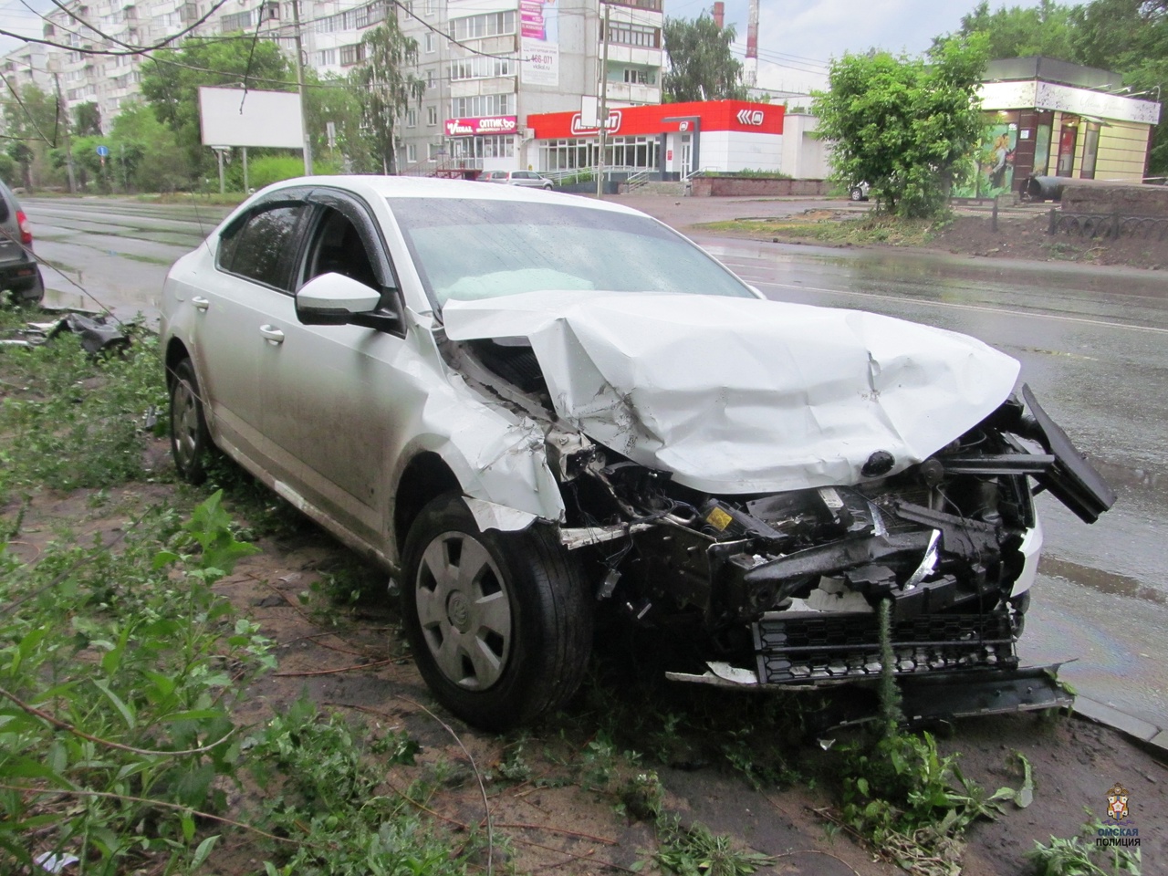 Омич угнал машину у приятеля, устроил ДТП и сбежал #Новости #Общество #Омск Омич угнал машину у приятеля, устроил ДТП и сбежал #Новости #Общество #Омск
