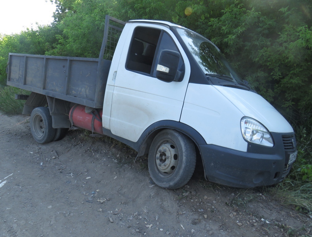 Омич угнал у соседа автомобиль, чтобы покататься #Новости #Общество #Омск