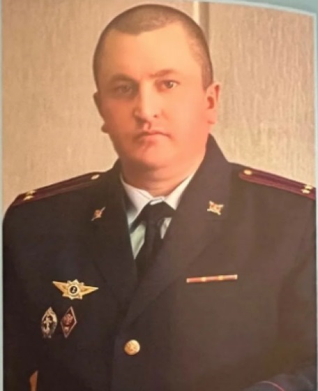 На омского полицейского, убившего шпица, завели уголовное дело #Новости #Общество #Омск