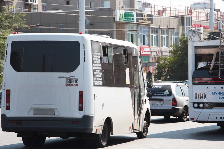 Частные маршрутки возвращаются в центр Омска #Новости #Общество #Омск