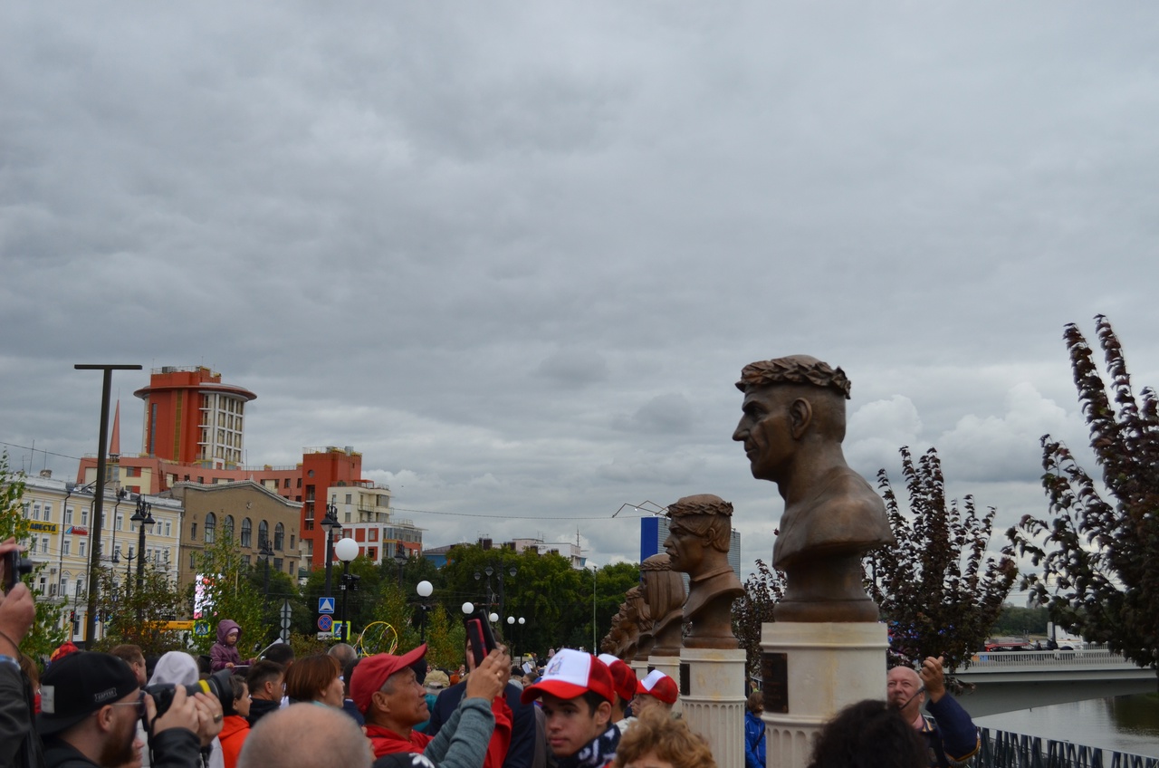 В Омске празднично открыли Аллею олимпийских чемпионов #Новости #Общество #Омск