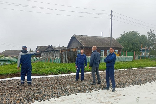 Чиновники из Омской области пустили на самотек ремонт сельской дороги #Омск #Общество #Сегодня Чиновники из Омской области пустили на самотек ремонт сельской дороги #Омск #Общество #Сегодня