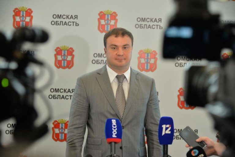 Хоценко побеждает в первом туре на выборах губернатора Омской области #Новости #Общество #Омск