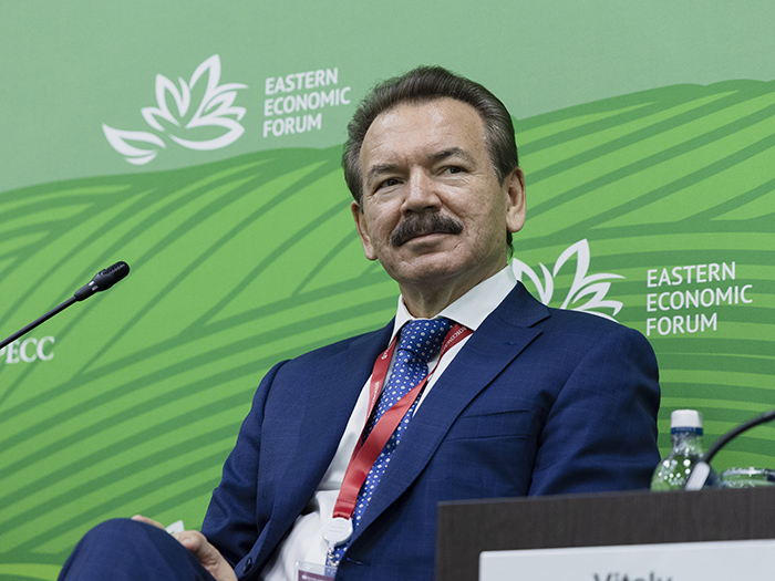 На ВЭФ-2023 обсудили производственную кооперацию ГК «Титан» в Омске