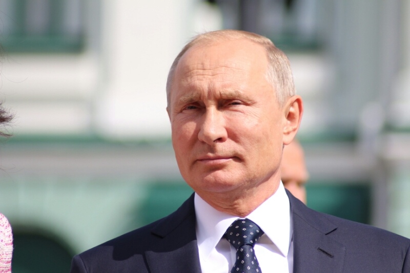 «Сообразили на троих»: Путин рассказал, как отметил день рождения #Новости #Общество #Омск