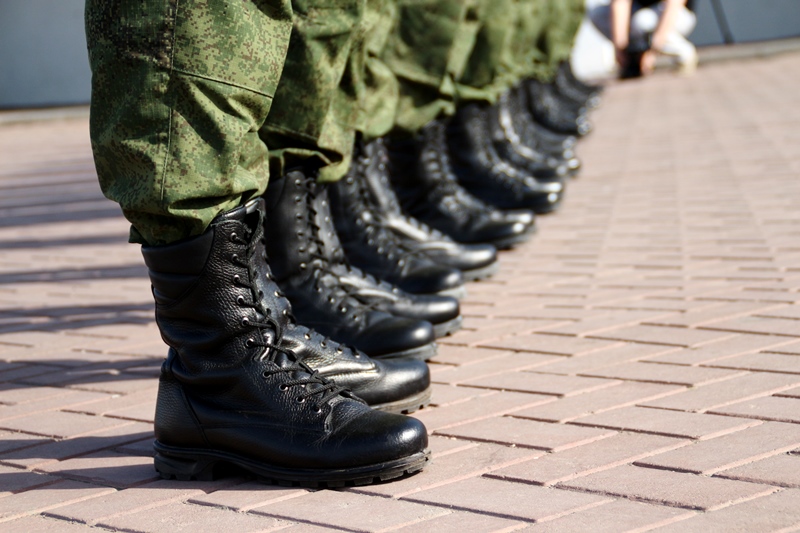 Младшего сержанта из Омска отправили в колонию за уклонение от службы #Омск #Общество #Сегодня