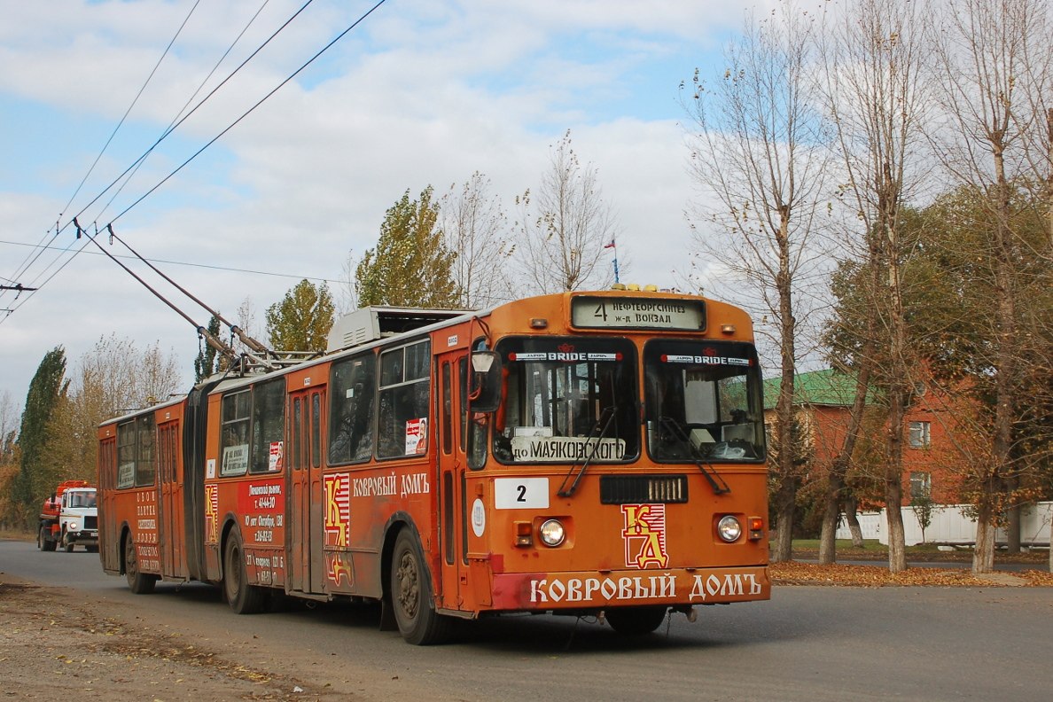 Троллейбус в Омске загнали в депо: кому он так мешает? #Омск #Общество  #Сегодня