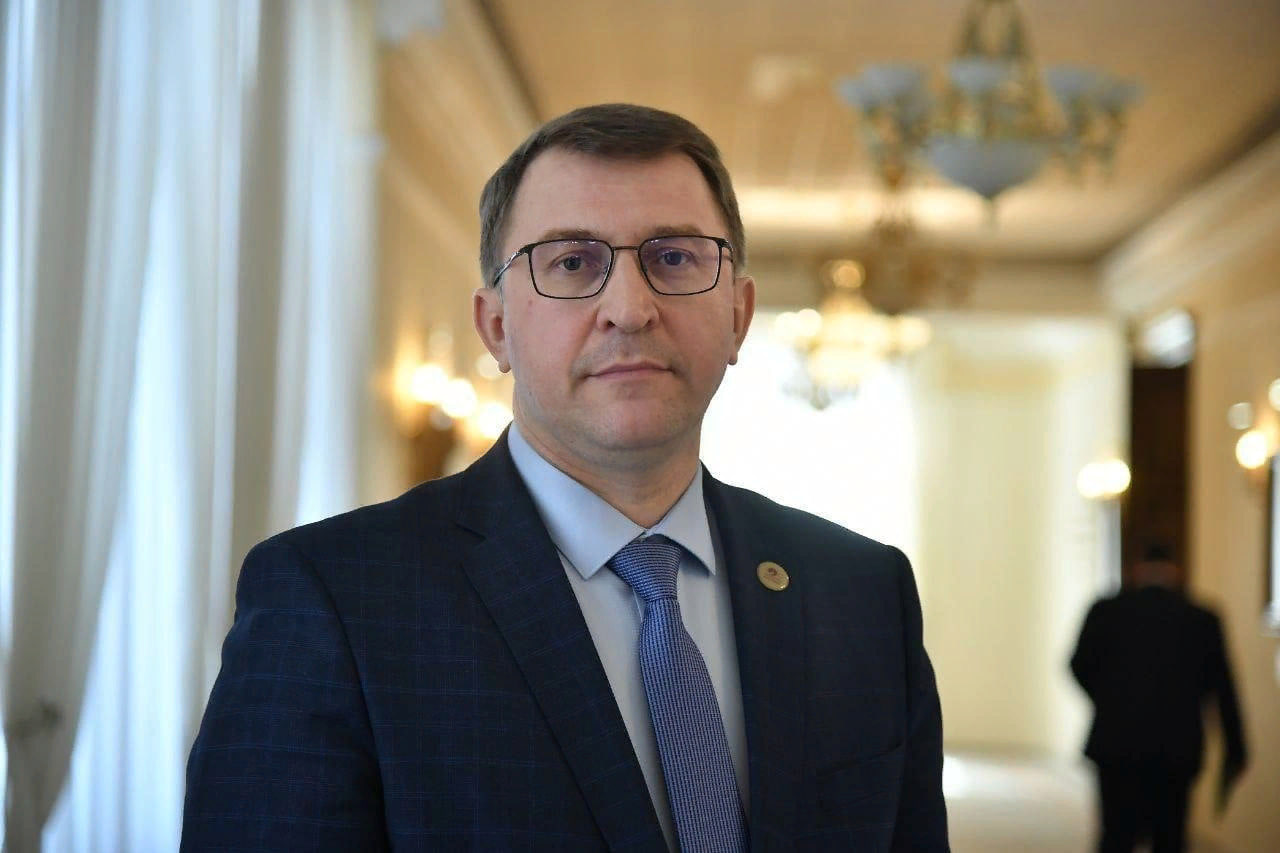 В детдом, где издевались над девочкой, выехала рабочая группа омского Минобра #Омск #Общество #Сегодня В детдом, где издевались над девочкой, выехала рабочая группа омского Минобра #Омск #Общество #Сегодня