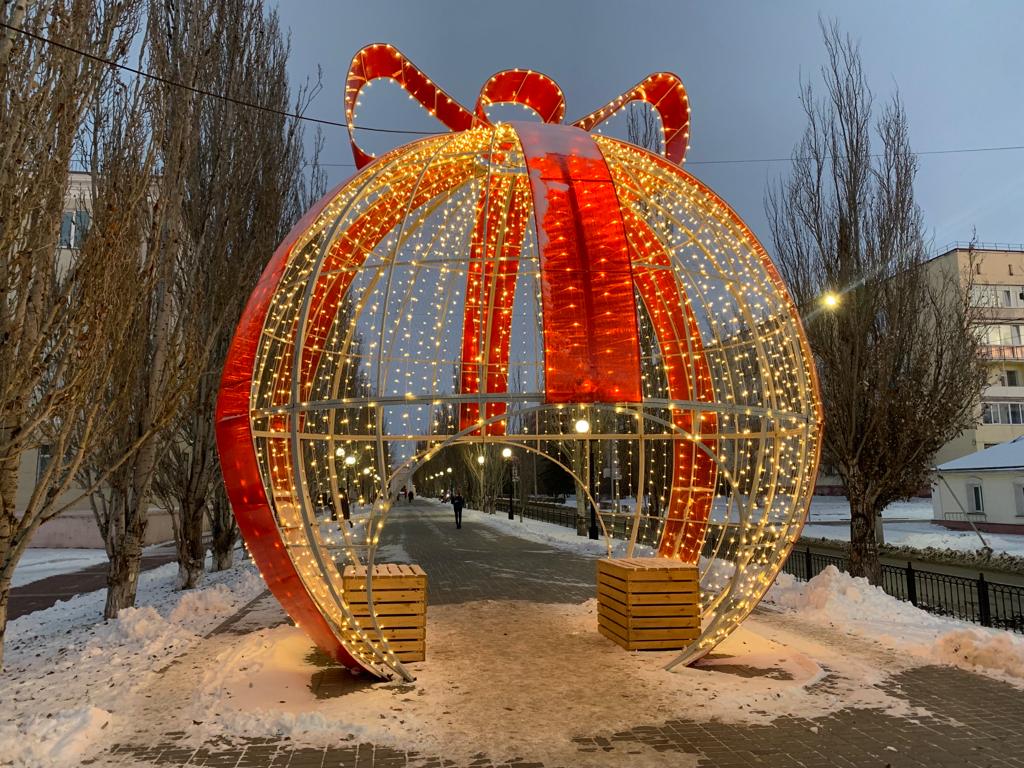 Омские улицы начали готовить к Новому году #Новости #Общество #Омск Омские улицы начали готовить к Новому году #Новости #Общество #Омск
