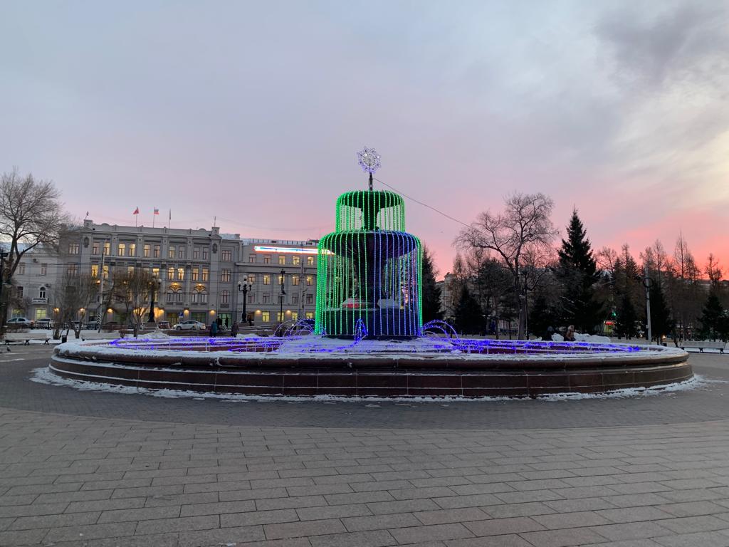 Омские улицы начали готовить к Новому году #Новости #Общество #Омск Омские улицы начали готовить к Новому году #Новости #Общество #Омск