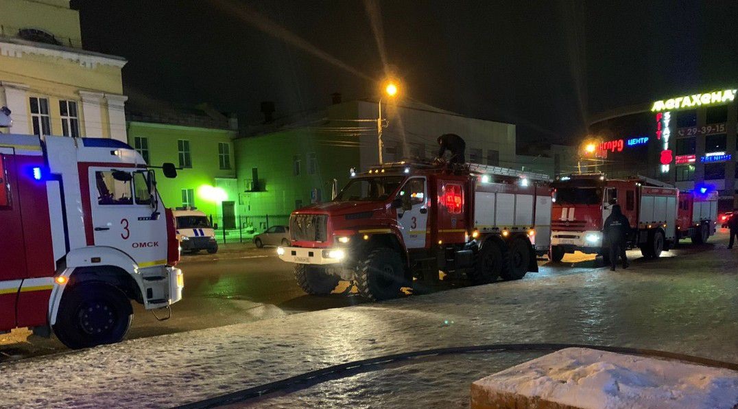 В омской многоэтажке произошел серьезный пожар #Омск #Общество #Сегодня