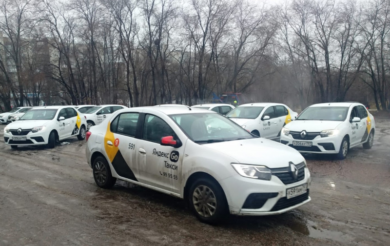 Омичам рассказали, как экономить на такси в канун Нового года #Омск #Общество #Сегодня